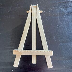Wooden Mini Easel